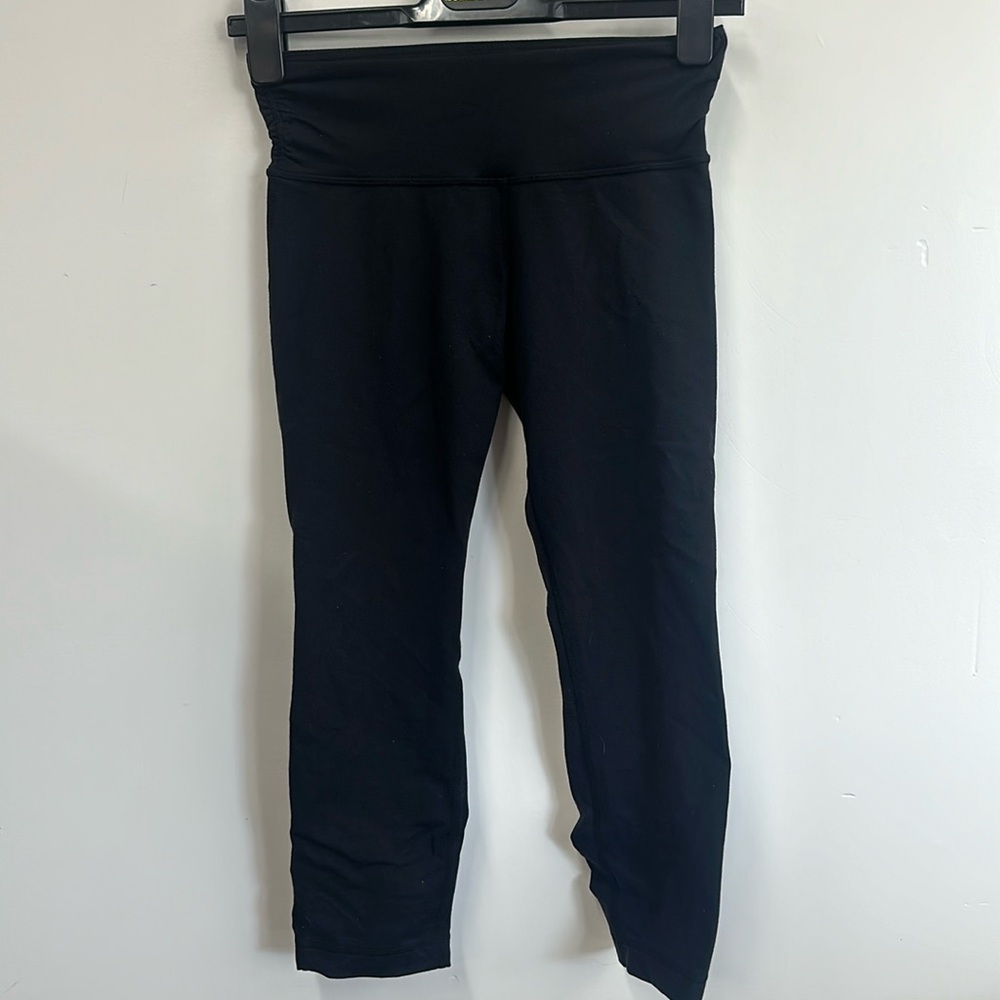 Lululemon black cropped leggings zip ruched 4